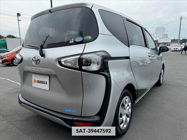 Toyota SIENTA 2017-06 338016-14