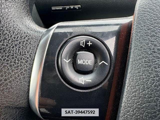 Toyota SIENTA 2017-06 338016-23