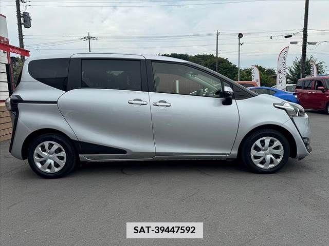 Toyota SIENTA 2017-06 338016-11