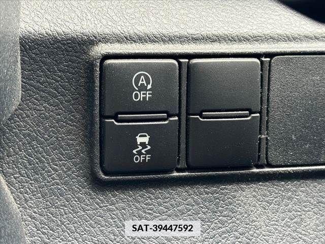 Toyota SIENTA 2017-06 338016-22