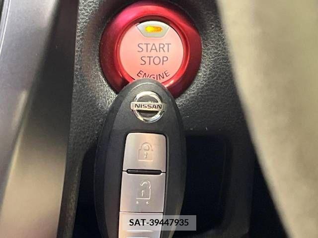 Nissan NOTE 2019-04 279985-6