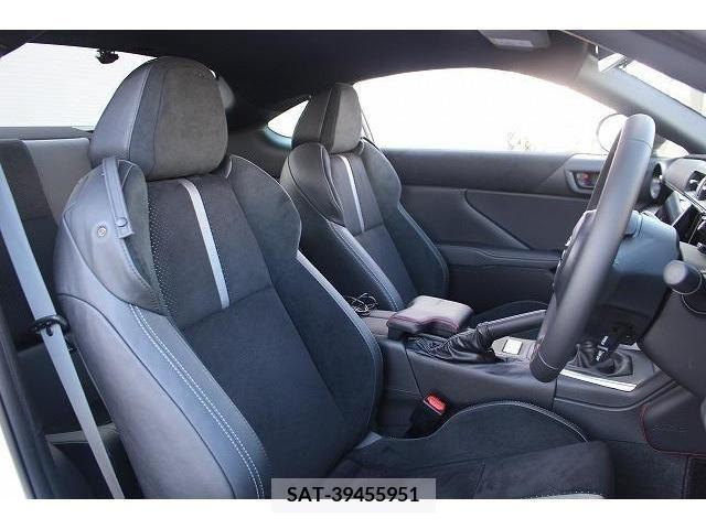 Toyota 86 2023-12 216068-14