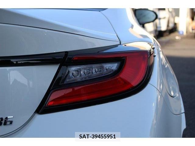 Toyota 86 2023-12 216068-12