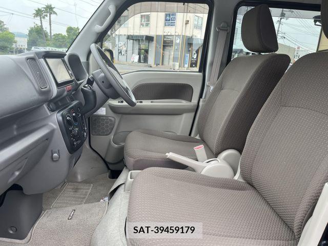 Suzuki EVERY 2017-04 301599-14