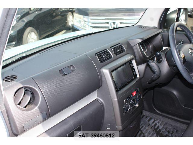 Daihatsu MOVE CONTE 2015-05 257316-11