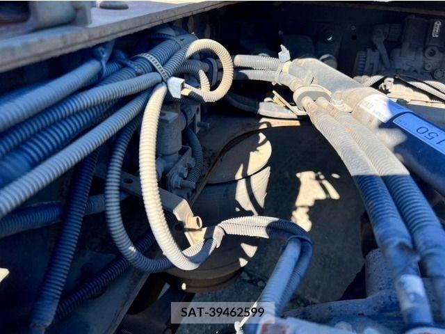 Isuzu GIGA 2011-09 302526-17