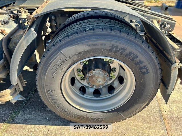 Isuzu GIGA 2011-09 302526-26