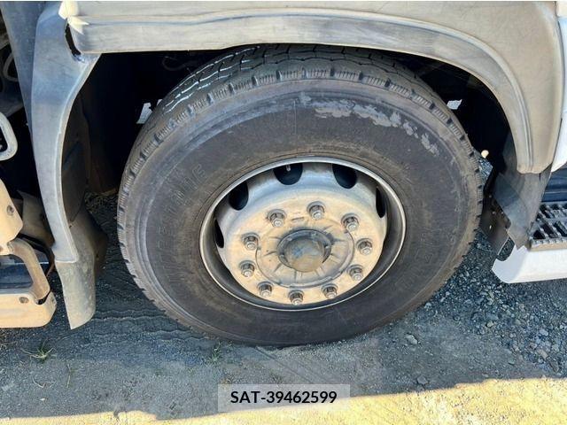 Isuzu GIGA 2011-09 302526-13