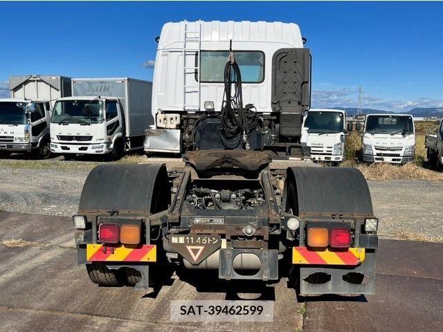 Isuzu GIGA 2011-09 302526-4