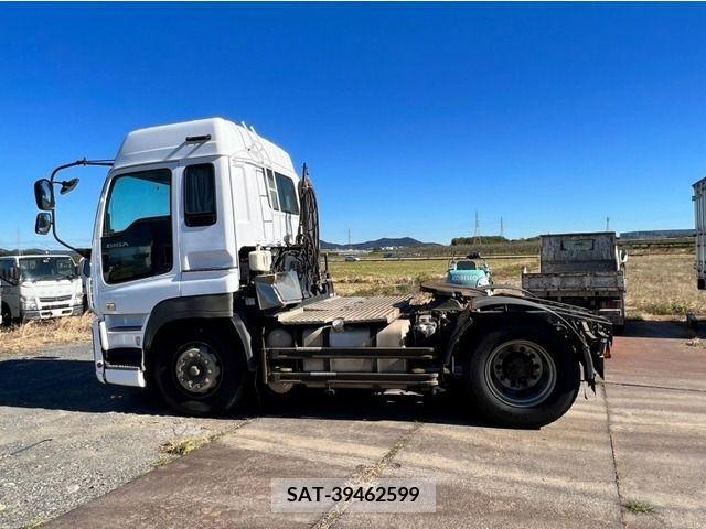 Isuzu GIGA 2011-09 302526-2
