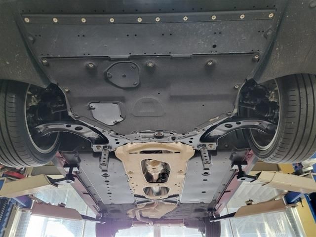 Mazda MAZDA3 2019-08 10527-13