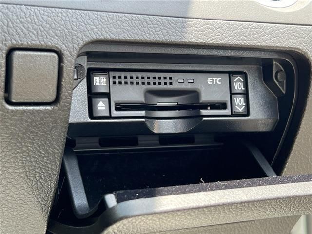 Toyota CROWN SEDAN 2012-03 7010-13
