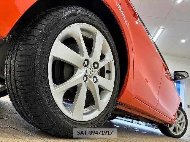 Toyota AQUA 2013-07 221476-17