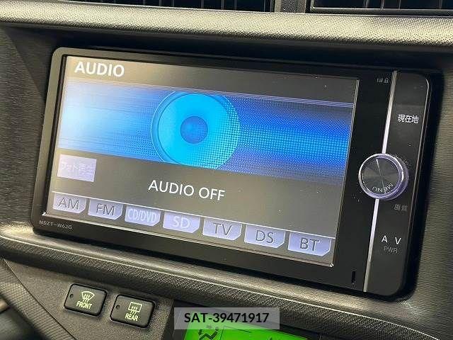 Toyota AQUA 2013-07 221476-2