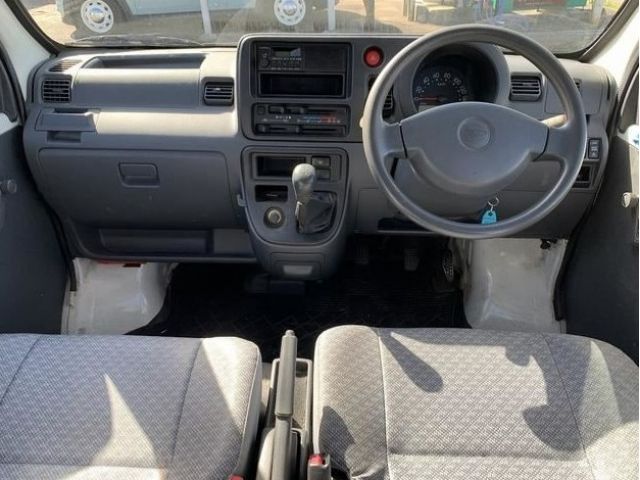 Daihatsu HIJET CARGO 2005-08 186765-9