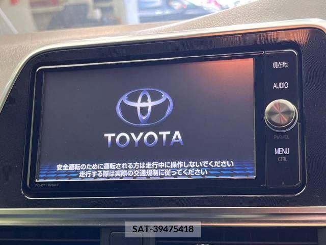 Toyota SIENTA 2016-10 298361-3