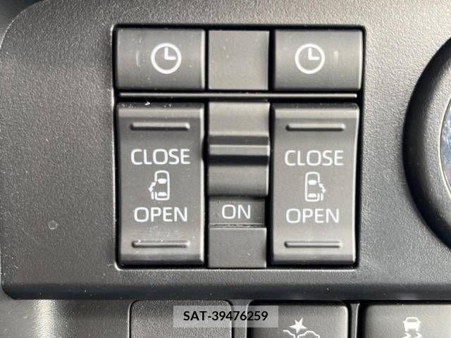 Toyota ROOMY 2022-05 331200-6