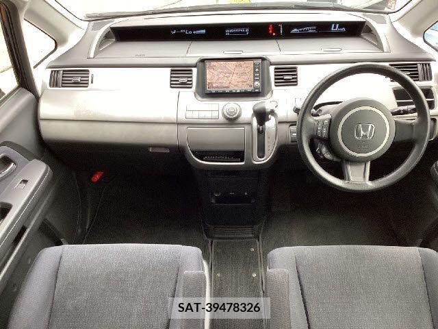 Honda STEP WGN 2009-08 349256-1