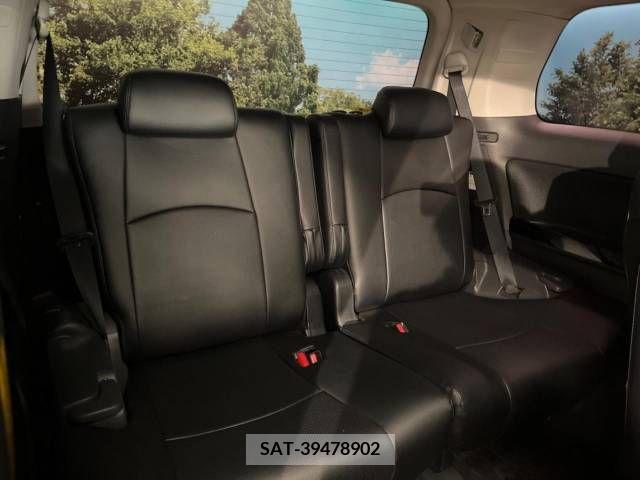 Toyota ALPHARD 2013-11 299934-9