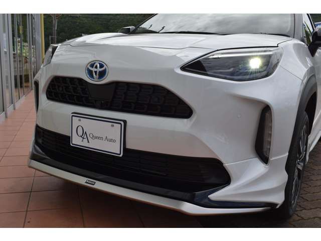 Toyota YARIS CROSS 2023-06 6858-9
