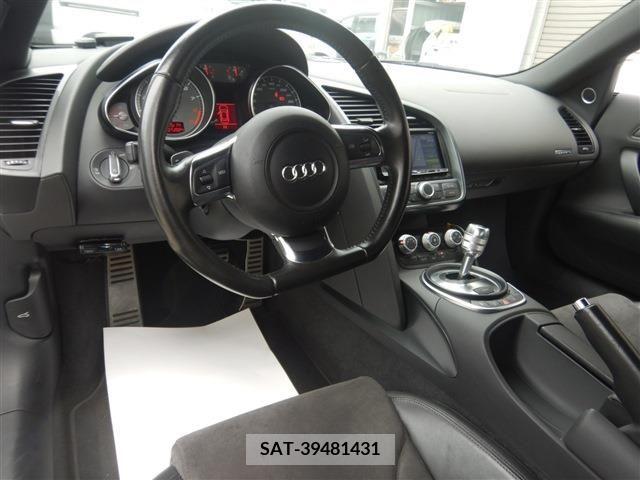 Audi R8 2012-06 344478-12