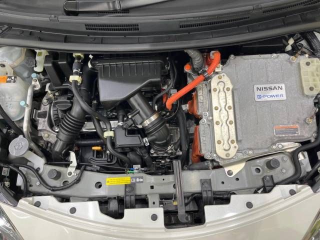 Nissan NOTE 2019-06 183721-18