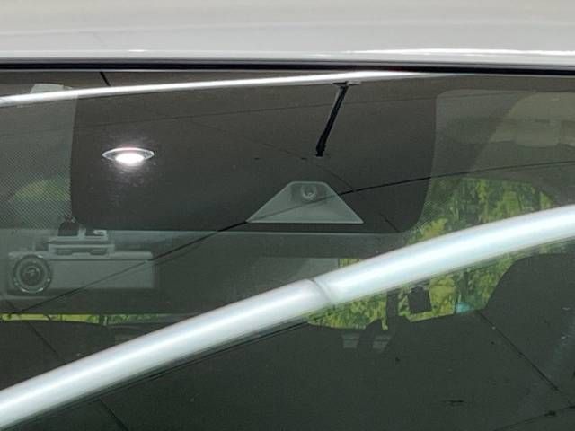 Nissan NOTE 2019-06 183721-2