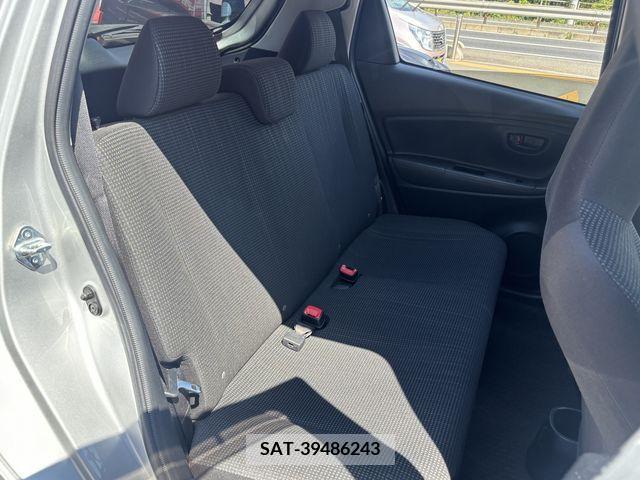 Toyota VITZ 2018-07 349971-11