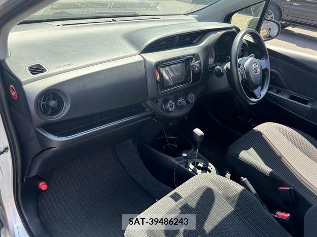 Toyota VITZ 2018-07 349971-9