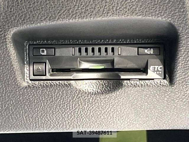 Toyota PRIUS 2019-03 240824-4