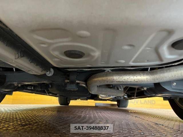 Toyota ALPHARD 2017-07 355606-19