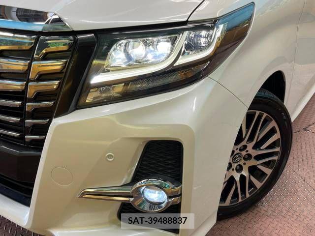 Toyota ALPHARD 2017-07 355606-12