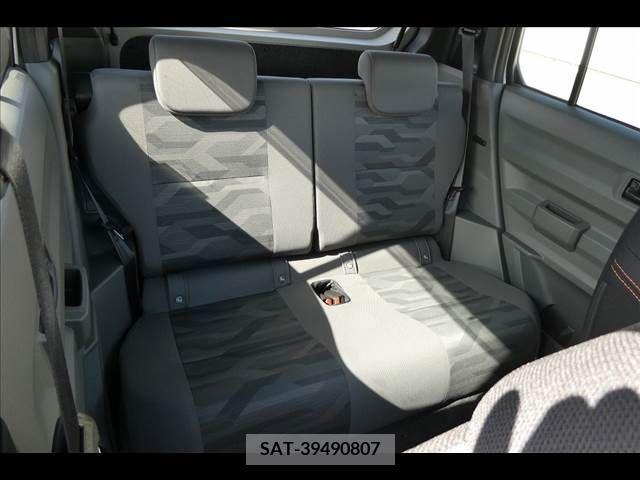 Daihatsu TAFT 2021-12 286741-10