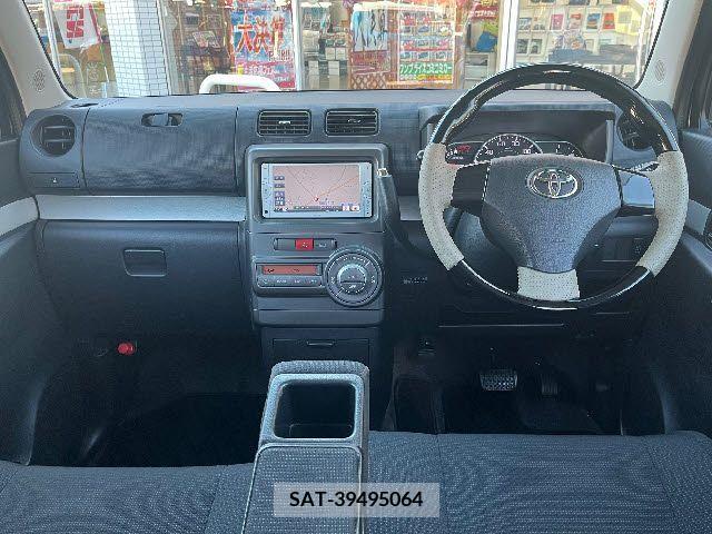 Toyota PIXIS SPACE 2013-09 212675-1