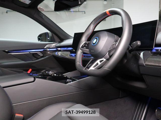 Bmw i5 2023-10 357141-1