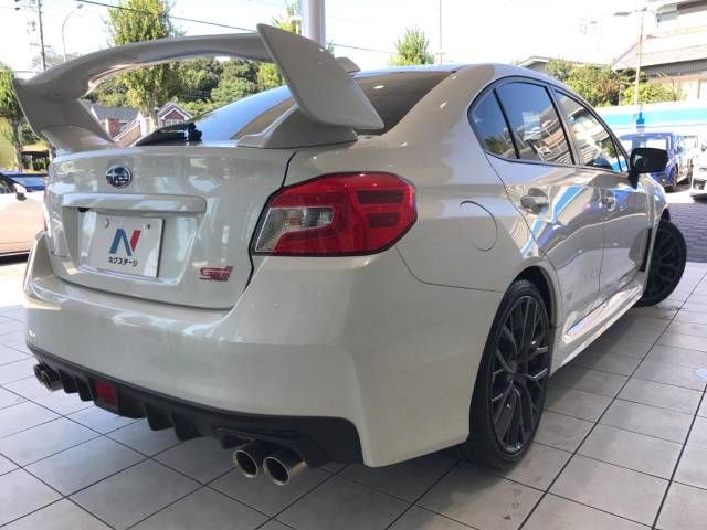 Subaru WRX STI 2017-11 13419-19