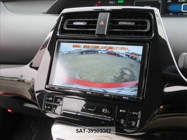 Toyota PRIUS 2018-02 282298-5