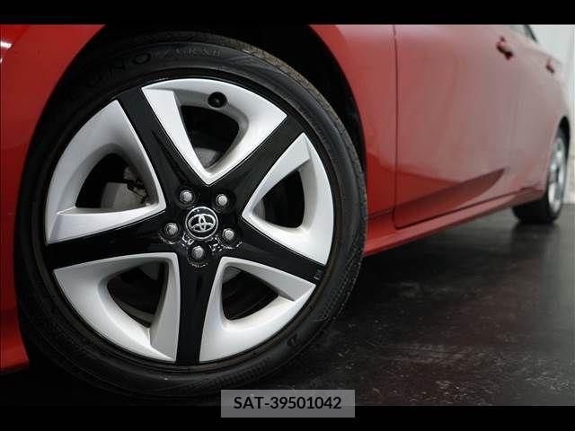 Toyota PRIUS 2018-02 282298-3