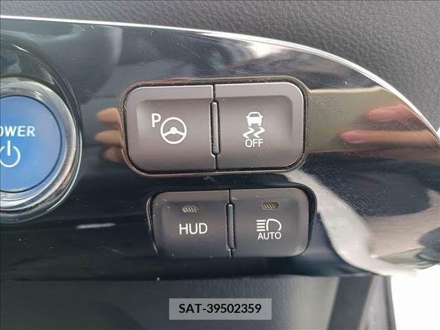 Toyota PRIUS 2016-08 372891-21