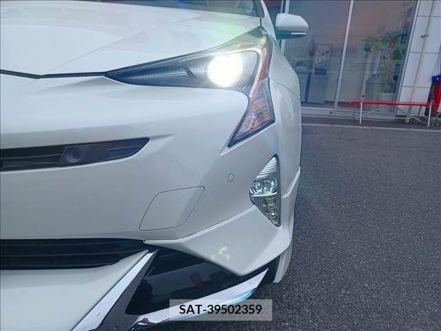 Toyota PRIUS 2016-08 372891-27