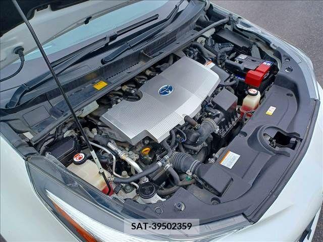 Toyota PRIUS 2016-08 372891-26