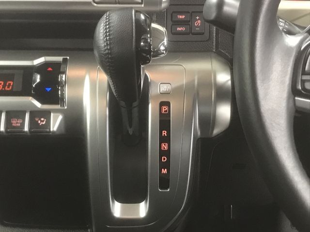 Suzuki X BEE 2018-04 188177-27