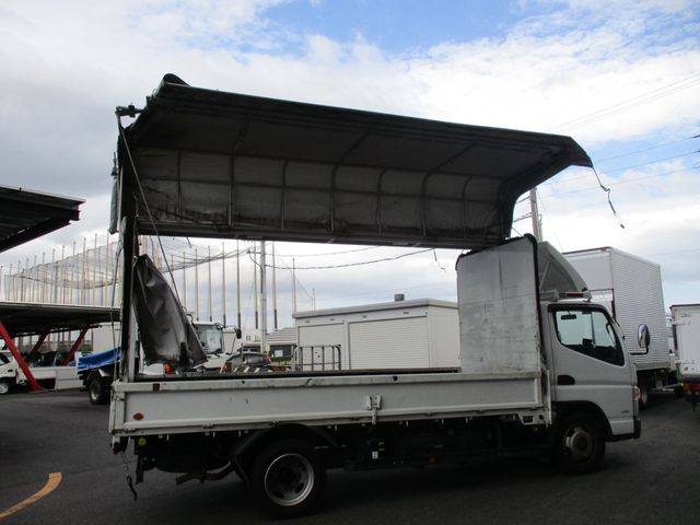 Mitsubishi CANTER 2017-09 9396-5
