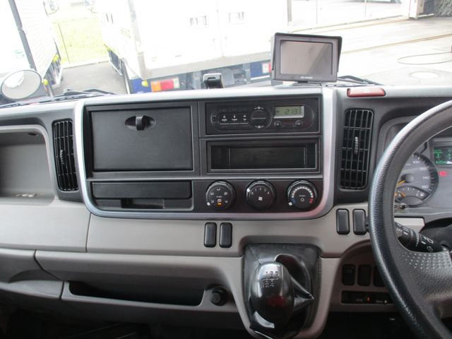 Mitsubishi CANTER 2017-09 9396-15