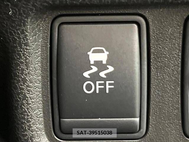 Nissan NOTE 2014-01 250396-6