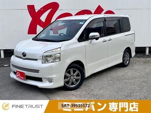 Toyota VOXY 2008-12 233157-0