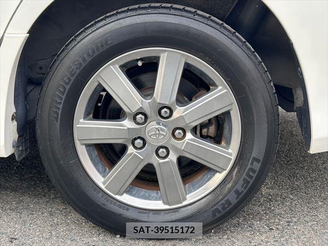 Toyota VOXY 2008-12 233157-14