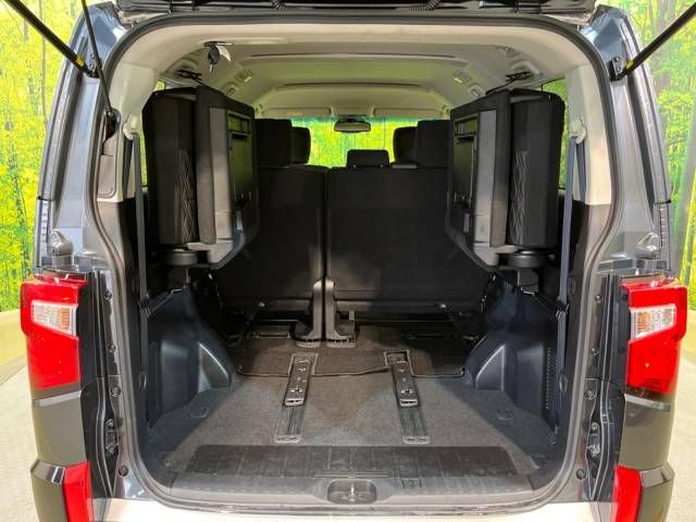 Mitsubishi DELICA D5 2022-12 10997-12