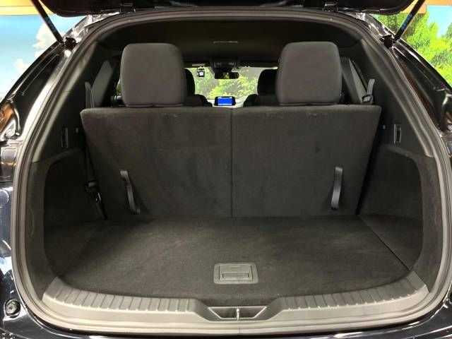 Mazda CX-8 2019-04 22569-12