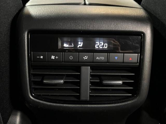 Mazda CX-8 2019-04 22569-8